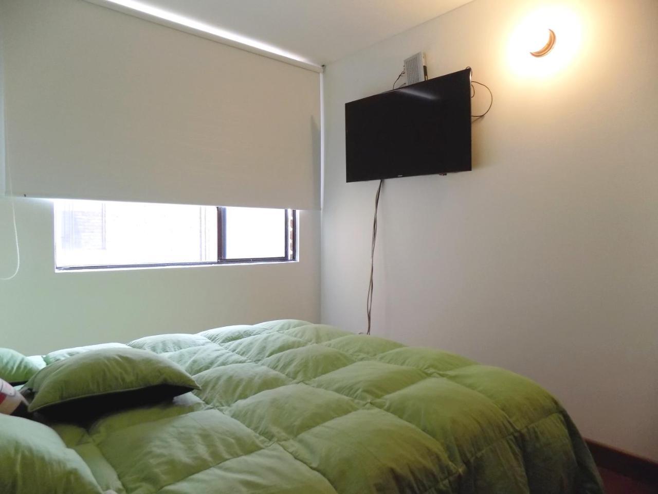 Room And Private Bathroom At Chapinero Alto Bogota Exterior photo